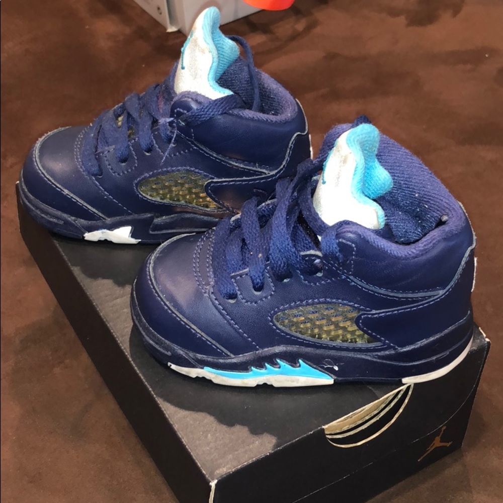 Jordan 5 Retro - Picture 2 of 7